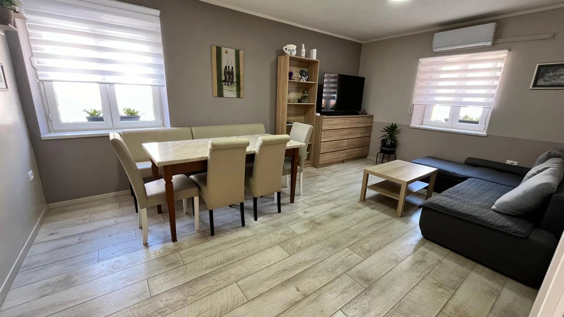 Apartment Via Dell' Arena Pula 0*,  Croatia